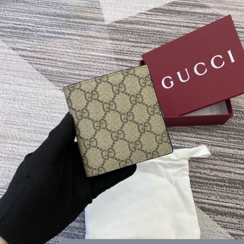 G*u*i wallets & purse